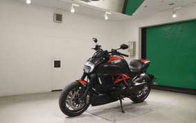 DUCATI DIAVEL Carbon 2015