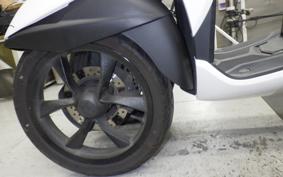 YAMAHA TRICITY 125 A SEC1J