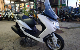 YAMAHA MAJESTYS SG28J