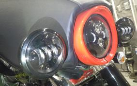 HARLEY FLHTCUTG 1870 2019