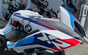 BMW M1000XR 3311