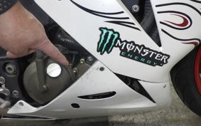 KAWASAKI ZX 10 NINJA R 2004 ZXT00C