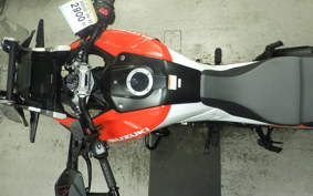 SUZUKI Vｽﾄﾛｰﾑ1050XT 2020 EF11M