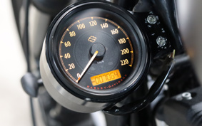 HARLEY XL883N 2016 LE2