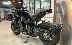 HONDA CB1000R 2023 SC80