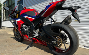 HONDA CBR1000RR-R FB SP 2020 SC82