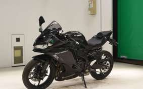 KAWASAKI ZX-25R 1982 ZX250E