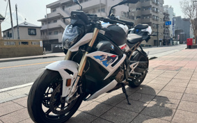 BMW S1000R 2022 0E51