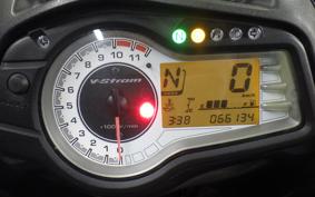 SUZUKI Vｽﾄﾛｰﾑ650XTA 2015 VP56A
