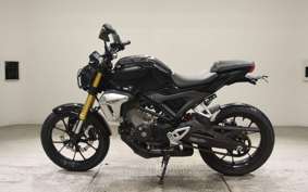 HONDA CB150R