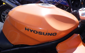 HYOSUNG GT250 R