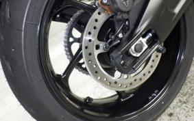 TRIUMPH TRIDENT 660 2026