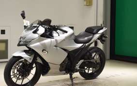 SUZUKI GIXXER 250 SF 2016