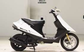 SUZUKI ADDRESS V100
