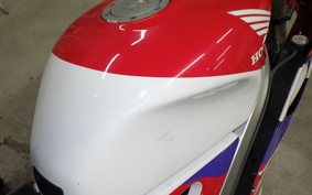 HONDA RVF400 1995 NC35