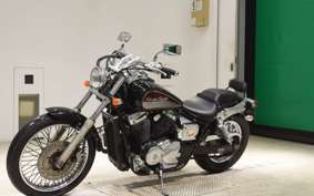 HONDA SHADOW 750 SLASHER 2002 RC48