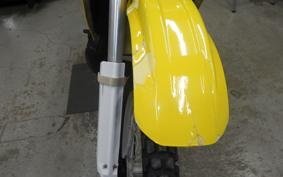 SUZUKI TS200R