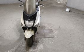 YAMAHA MAJESTY 125 SE27