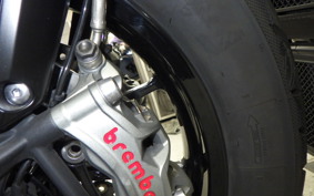 TRIUMPH ROCKET III GTストーム 2025