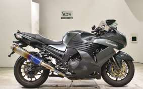 KAWASAKI ZZ1400 NINJA R A 2006 ZXT40B