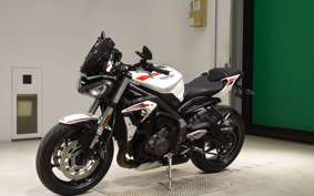 TRIUMPH STREET TRIPLE S 2021