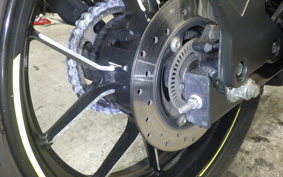 SUZUKI ｼﾞｸｻｰ250SF 2004 ED22B