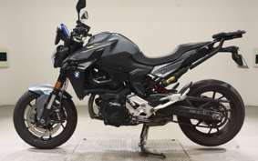 BMW F900R 2023