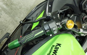 KAWASAKI ZX-25R ZX250E