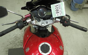 SUZUKI GSR250 2025