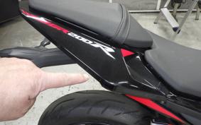 OTHER +GPXﾃﾞｰﾓﾝGR200R 2002