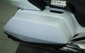HONDA GL 1800 GOLD WING TOUR DCT 2026 SC79