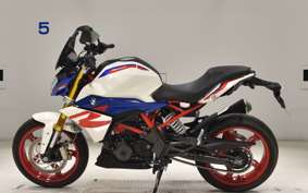 BMW G310R 2023