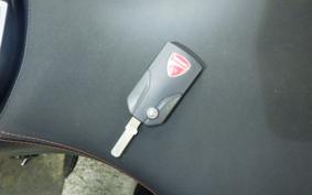 DUCATI DIAVEL 2015