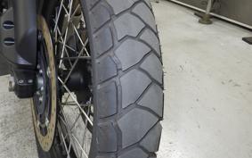 MOTO GUZZI V85 TT 2022