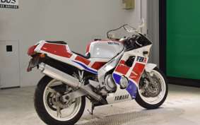 YAMAHA FZR250 R 2018 3LN