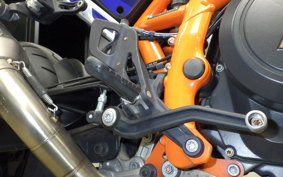 KTM 690 DUKE R 2013
