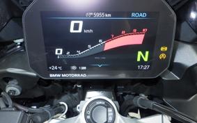 BMW F900XR 2025
