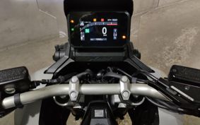 HONDA X-ADV 750 2025 RH21