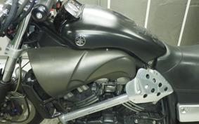YAMAHA VMAX 2004
