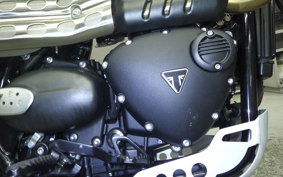 TRIUMPH STREET SCRAMBLER 2021