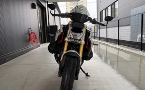 BMW R1300R 2026 0M51