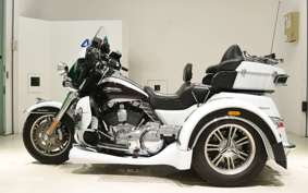 HARLEY FLHTCUTG TRIKE 2014