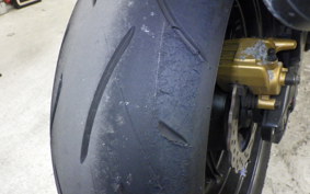 KAWASAKI ZX 10 NINJA R 2004 ZXT00C