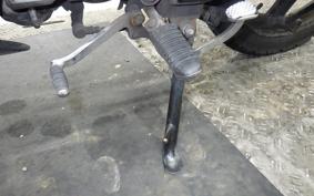 SUZUKI EN125 3F