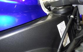 YAMAHA YZF-R1 2013