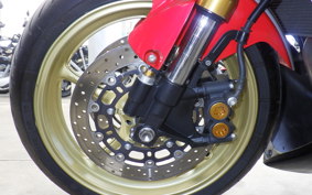 YAMAHA YZF-R6