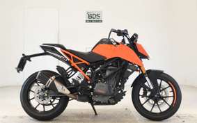 KTM 250 DUKE 2025