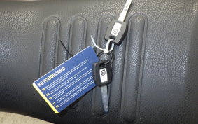 HUSQVARNA SVARTPILEN 401 2019
