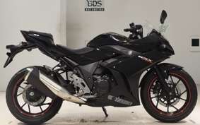 SUZUKI GSX250R