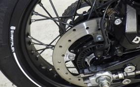 HUSQVARNA SVARTPILEN 401 2024